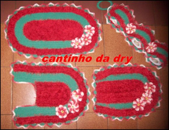 JOGO DE BANHEIRO OVAL DECORE VERMELHO/VERDE